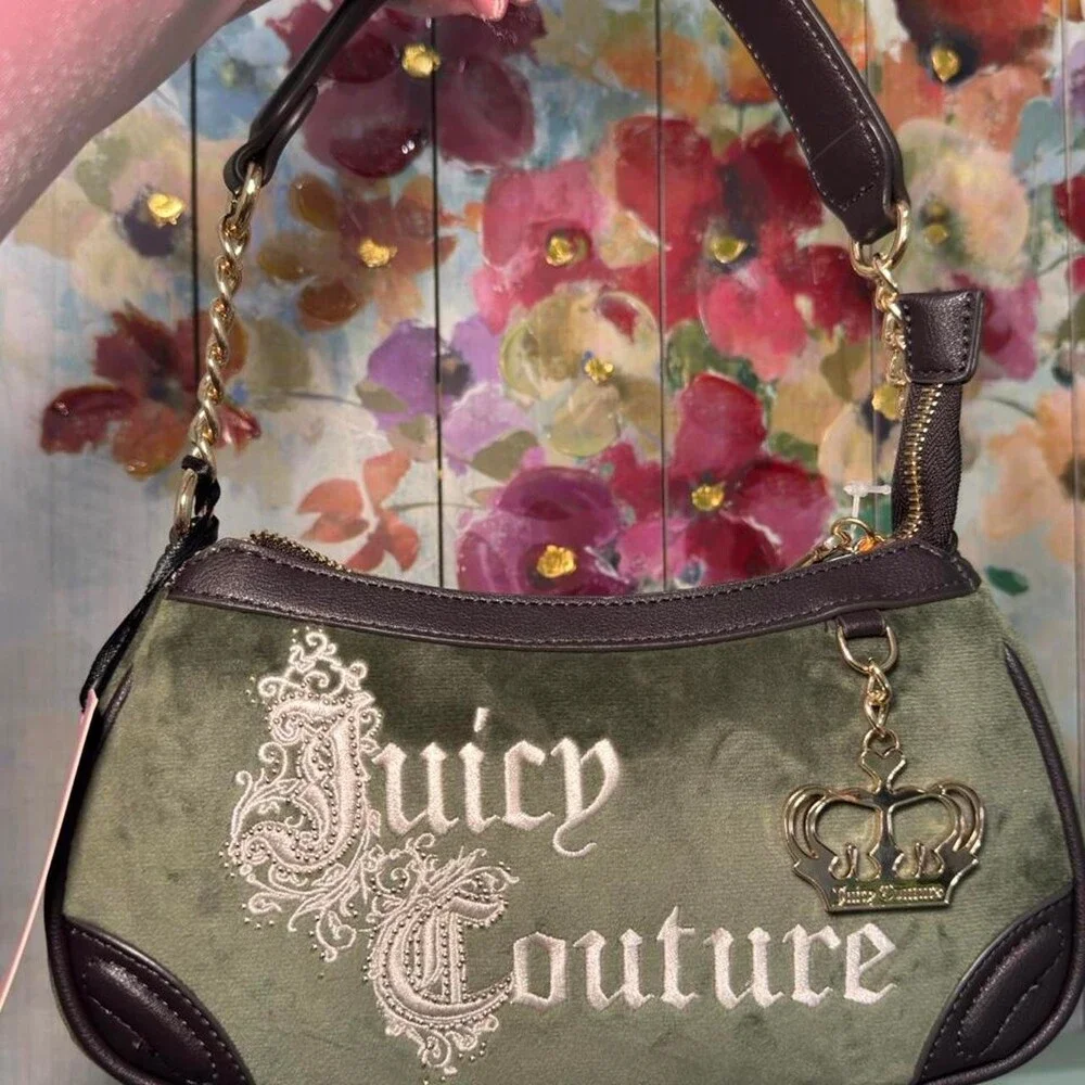 Juicy Couture Green Velvet Purse A 031